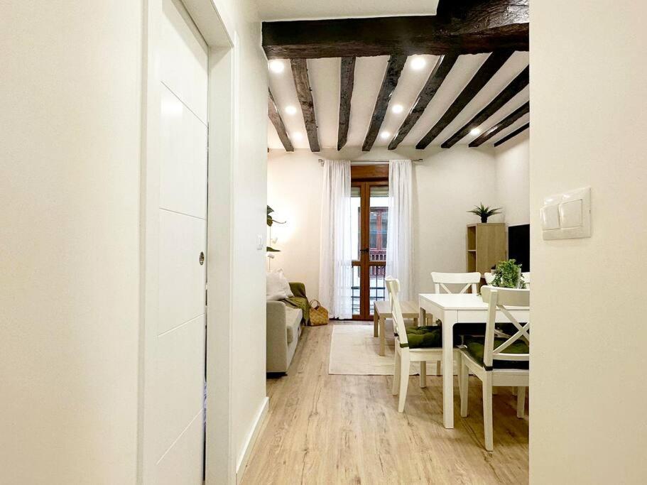 Apartamento De Diseno En Laredo Centro Eksteriør billede